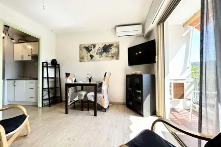 Résidence Cedres, Studio - 1/2 personnes - GrÃ©oux-les-Bains - Photo 1