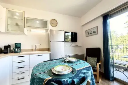 Résidence Cedres, Appartement à Gréoux près des thermes - Photo 10