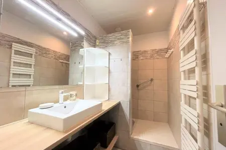 Résidence Cedres, 2 piÃ¨ces cabine - 4 personnes - GrÃ©oux-Les-Bains - Photo 4