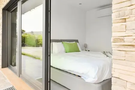 Résidence Villa D&rsquo;architecte Avec Piscine Chauff&eacute;e Pour 10 !, Villa à Mandelieu avec piscine chauffée - Photo 33