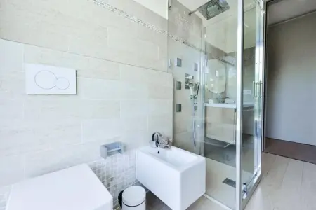 Résidence Villa D&rsquo;architecte Avec Piscine Chauff&eacute;e Pour 10 !, Villa à Mandelieu avec piscine chauffée - Photo 43