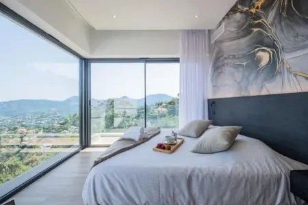 Résidence Maison D'architecte Avec Piscine Chauff&eacute;e & Sublime Vue Mer, Maison à Mandelieu avec piscine chauffée et vue - Photo 5