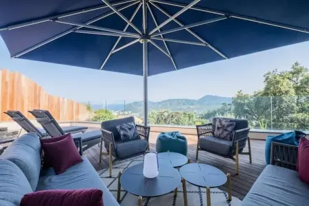 Résidence Maison D'architecte Avec Piscine Chauff&eacute;e & Sublime Vue Mer, Maison à Mandelieu avec piscine chauffée et vue - Photo 8