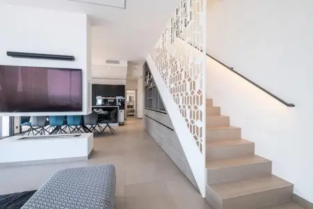 Résidence Maison D'architecte Avec Piscine Chauff&eacute;e & Sublime Vue Mer, Maison à Mandelieu avec piscine chauffée et vue - Photo 19