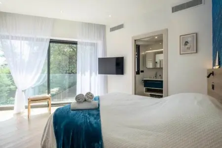 Résidence Maison D'architecte Avec Piscine Chauff&eacute;e & Sublime Vue Mer, Maison à Mandelieu avec piscine chauffée et vue - Photo 21