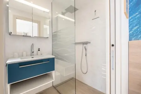 Résidence Maison D'architecte Avec Piscine Chauff&eacute;e & Sublime Vue Mer, Maison à Mandelieu avec piscine chauffée et vue - Photo 22