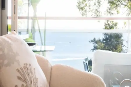 Résidence C&ocirc;te D&rsquo;azur, Vue Mer, Tennis, Plage, Appartement à Golfe-Juan avec vue sur la mer - Photo 12