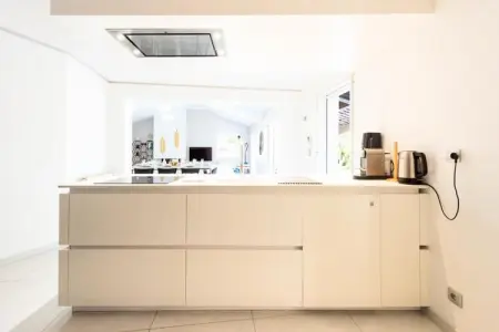 Résidence Villa 330m2, 6 Chambres, Piscine Chauff&eacute;e Jacuzzi, Villa à Cannes avec piscine chauffée et jacuzzi - Photo 13