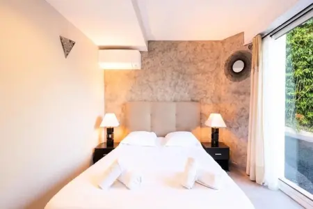 Résidence Villa 330m2, 6 Chambres, Piscine Chauff&eacute;e Jacuzzi, Villa à Cannes avec piscine chauffée et jacuzzi - Photo 30