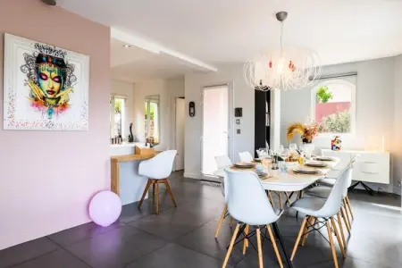 Résidence Villa 5ch Avec Piscine - Golfe Juan, Villa à Golfe-Juan avec piscine et tranquillité - Photo 10