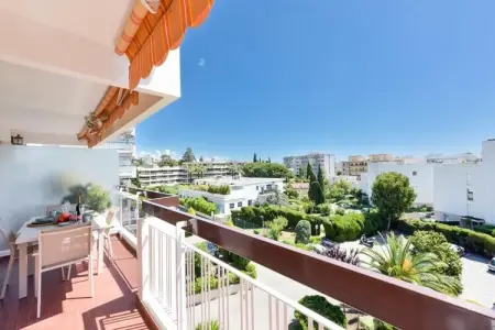 Résidence 2p Standing, Plage &agrave; Pied, Vue Mer, Garage., Appartement à Golfe-Juan avec vue sur la mer - Photo 15