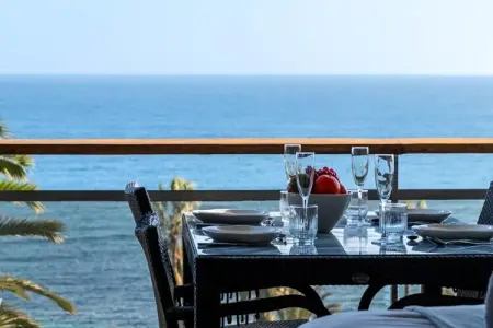 Résidence Appartement Avec Terrasse, Piscine & Acc&egrave;s Plage, Appartement à Golfe-Juan avec vue sur la mer - Photo 23