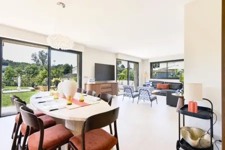 Résidence Mougins - Villa Renovee - Piscine - Au Calme, Villa à Mougins avec piscine et cabane dans les arbres - Photo 2