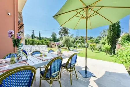 Résidence Mougins - Villa Renovee - Piscine - Au Calme, Villa à Mougins avec piscine et cabane dans les arbres - Photo 5