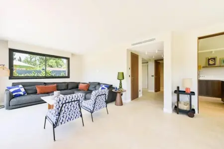 Résidence Mougins - Villa Renovee - Piscine - Au Calme, Villa à Mougins avec piscine et cabane dans les arbres - Photo 8