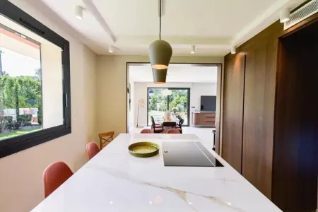 Résidence Mougins - Villa Renovee - Piscine - Au Calme, Villa à Mougins avec piscine et cabane dans les arbres - Photo 12