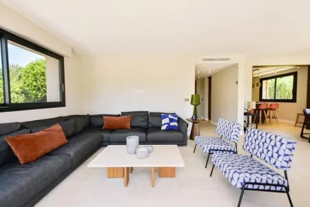 Résidence Mougins - Villa Renovee - Piscine - Au Calme, Villa à Mougins avec piscine et cabane dans les arbres - Photo 16