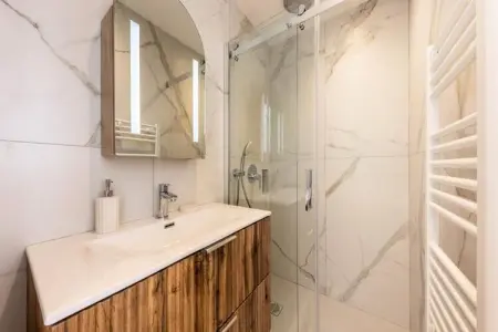 06db Magnifique Appartement Vue Incroyable Mtboron, Appartement à Mont Boron avec vue sur la mer - Photo 30
