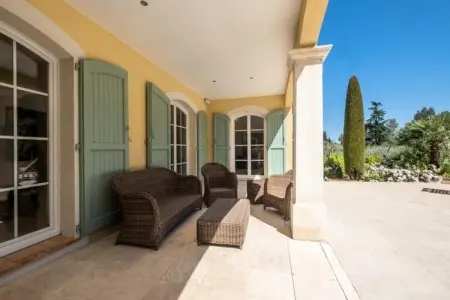 Résidence Bijou De 280m2 Et Piscine &agrave; D&eacute;bordement Au Calme Absolu, Villa à Roquefort avec piscine à débordement - Photo 15