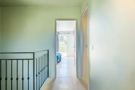 Résidence Bijou De 280m2 Et Piscine &agrave; D&eacute;bordement Au Calme Absolu, Villa à Roquefort avec piscine à débordement - Photo 30