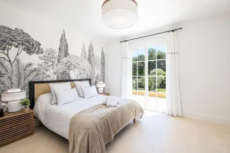 Résidence Bijou De 280m2 Et Piscine &agrave; D&eacute;bordement Au Calme Absolu, Villa à Roquefort avec piscine à débordement - Photo 43