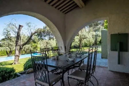 Résidence Bijou De 280m2 Et Piscine &agrave; D&eacute;bordement Au Calme Absolu, Villa à Roquefort avec piscine à débordement - Photo 51
