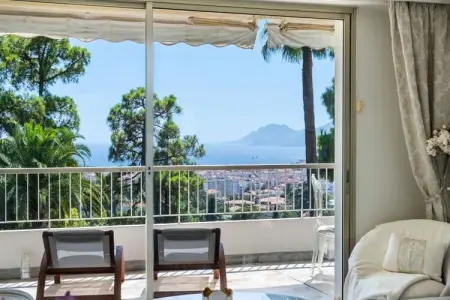 Résidence Spacieux 2p Vue Mer &ndash; R&eacute;sidence Avec Piscine, Cannes, Appartement à Cannes avec vue imprenable sur la mer - Photo 9