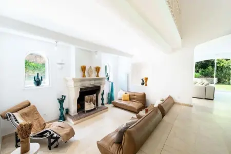 Résidence Villa 400m&sup2; Padel Piscine Volley, Villa à Valbonne avec piscine et terrains de sport - Photo 19