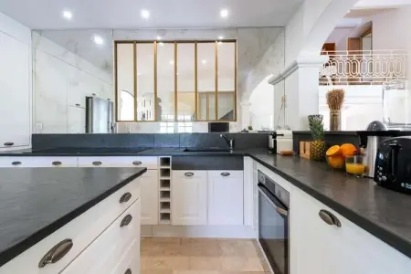 Résidence Villa 400m&sup2; Padel Piscine Volley, Villa à Valbonne avec piscine et terrains de sport - Photo 25