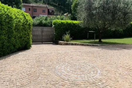 Belle Et Spacieuse Villa - Piscine - Jardin, Villa sur la Côte d’Azur avec Piscine - Photo 15