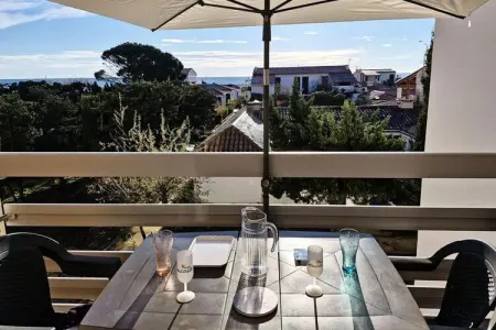 Résidence Le Carlton, Appartement près de la plage avec vue sur la mer - Photo 1