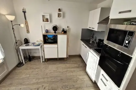 Résidence Le Carlton, Appartement près de la plage avec vue sur la mer - Photo 7
