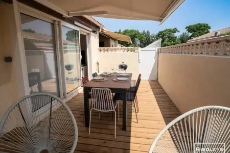 Villa R&eacute;nov&eacute;e Climatis&eacute;e &agrave; 600m De La Plage, Villa à Vias près du Canal du Midi - Photo 1