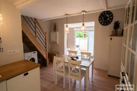 Villa R&eacute;nov&eacute;e Climatis&eacute;e &agrave; 600m De La Plage, Villa à Vias près du Canal du Midi - Photo 3