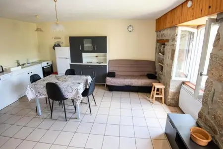 Gîte Perceneige - ancien presbytère 3/5 personnes, Appartement avec jardin dans la région de Lozère - Photo 8