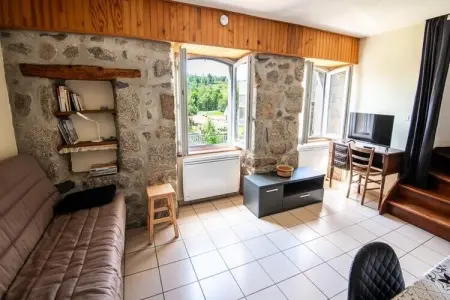 Gîte Perceneige - ancien presbytère 3/5 personnes, Appartement avec jardin dans la région de Lozère - Photo 11