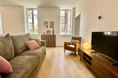 Le Repaire Des Remparts, Appartement à Metz près du centre historique - Photo 6
