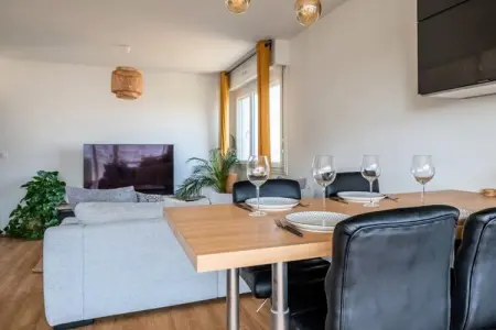 Appartement Mi-luna -, Appartement à Tassin avec Vue Panoramique - Photo 6