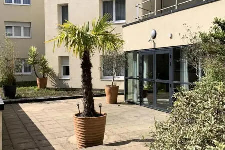 Terres de France - Appart'Hôtel Rouen Flaubert***, Appartement 2 piÃ¨ces 4 personnes - Terrasse - Photo 9