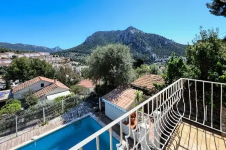 Villa Helv&eacute;tie -, Villa à Toulon avec piscine et vue sur Faron - Photo 20
