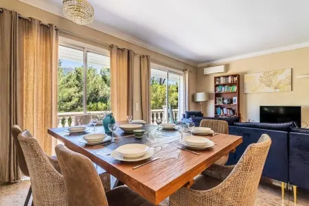 Villa De L'uba -, Villa à Toulon avec Piscine et Vue Forêt - Photo 3