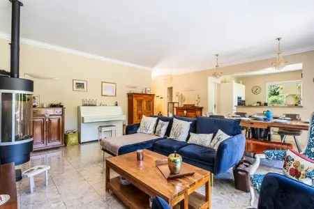 Villa De L'uba -, Villa à Toulon avec Piscine et Vue Forêt - Photo 4
