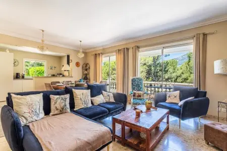 Villa De L'uba -, Villa à Toulon avec Piscine et Vue Forêt - Photo 6