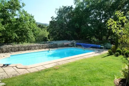 Belle Villa Proven&ccedil;ale Avec Piscine Et Jacuzzi, Villa dans le Luberon avec Piscine et Jacuzzi - Photo 3