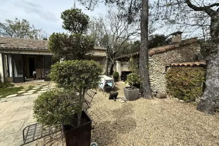 Belle Villa Proven&ccedil;ale Avec Piscine Et Jacuzzi, Villa dans le Luberon avec Piscine et Jacuzzi - Photo 28