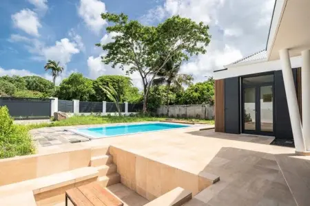 Villa Kassav, Villa à Port-Louis avec Piscine Infinie - Photo 1