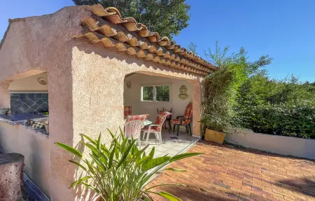 Villa Avec Piscine 1, Maison 8 personnes à Roquebrune Sur Argens - Photo 15