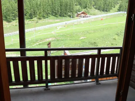 Appartement skis aux pieds Les Orres 1800, balcon - Photo 10