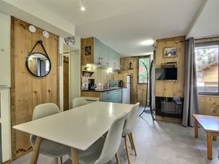 Bel appartement rénové 2 pièces cabine, 4-5 pers, vue station, Wifi - Photo 1