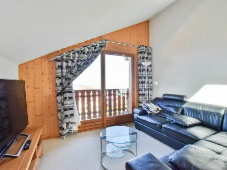 Appartement spacieux proche des pistes avec balcon et parking - Photo 3